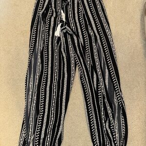 SHEIN Monochrome Patterned Pants